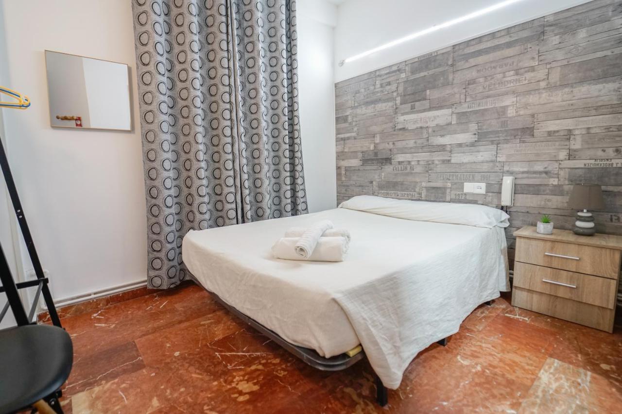 Double or Twin Room Interior