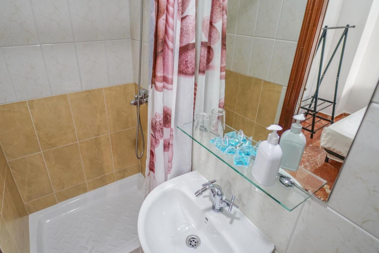 Triple Room Private Bathroom