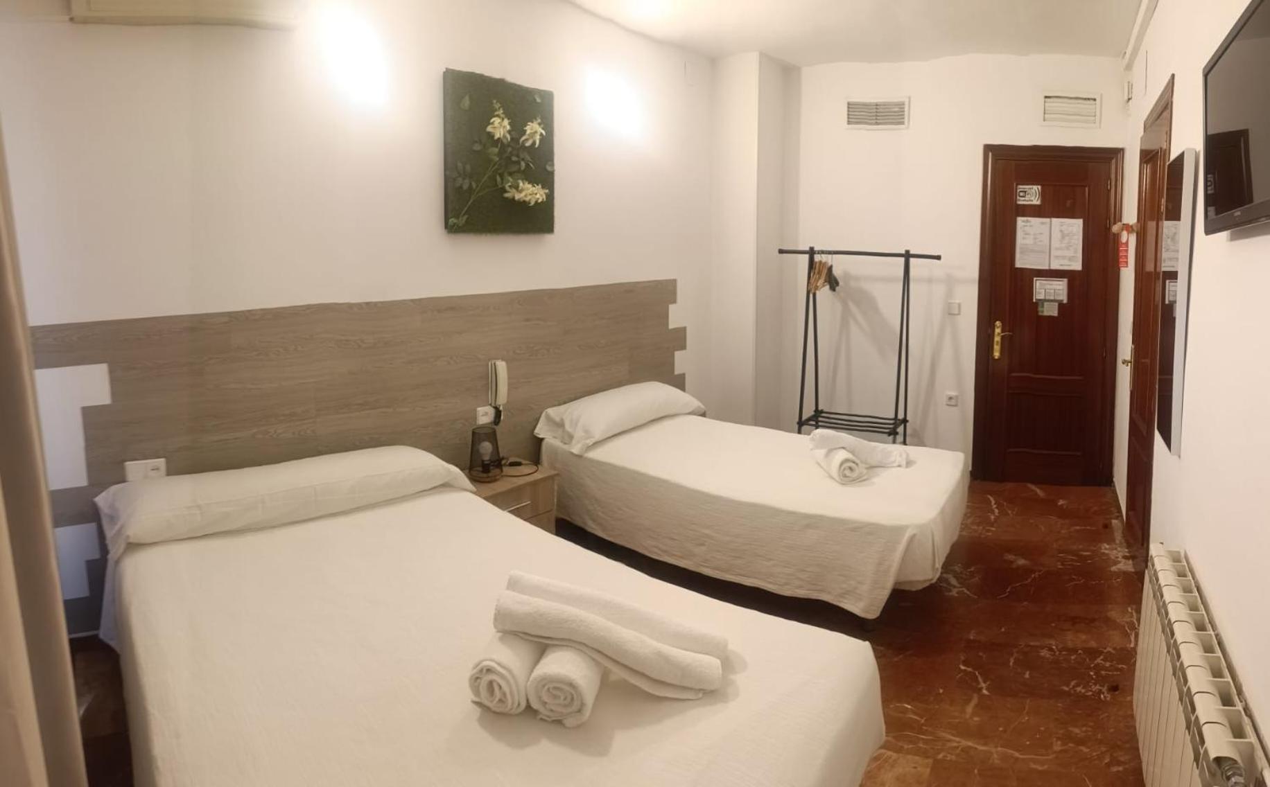 Triple Room Private Bathroom
